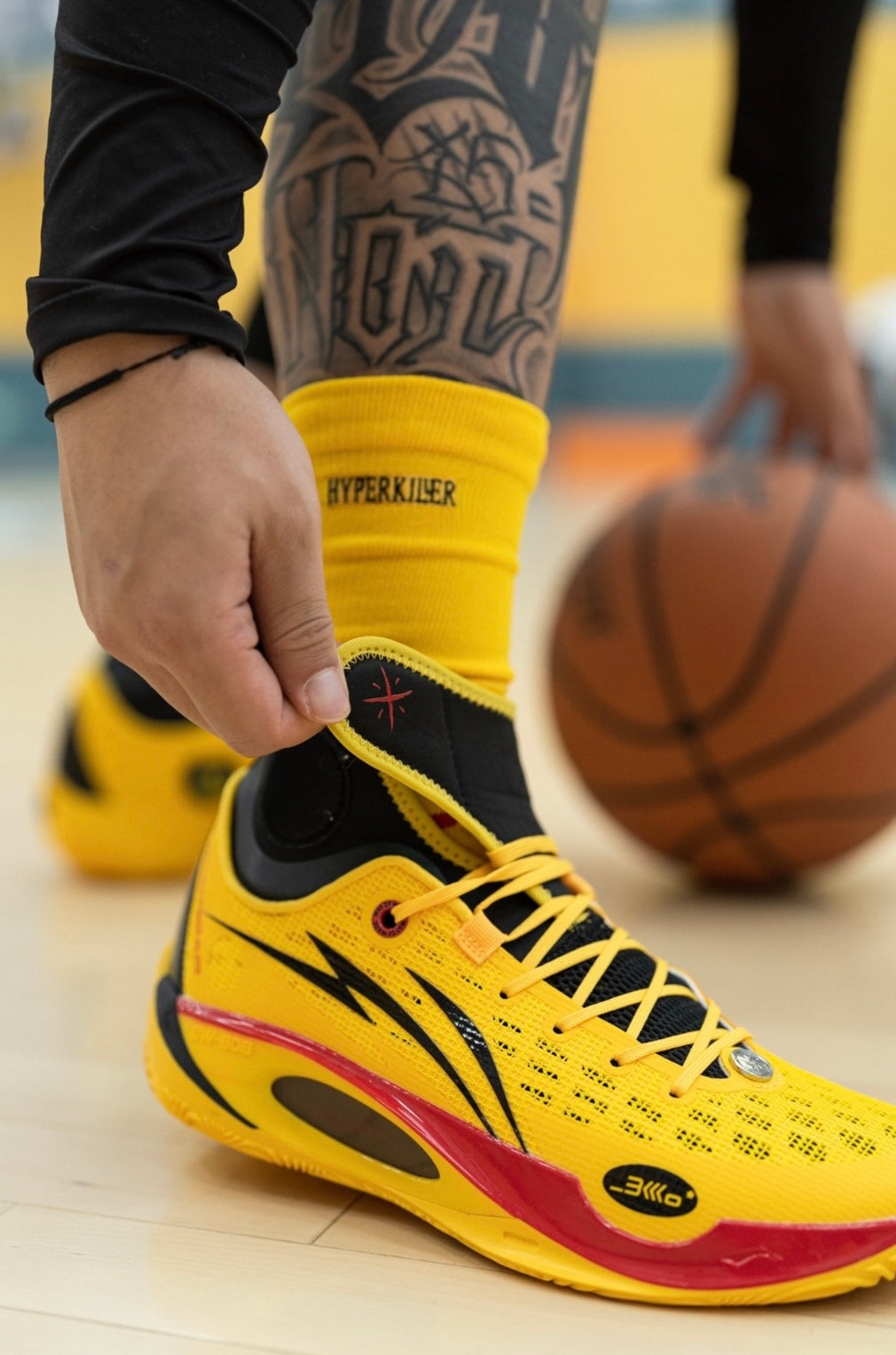 Li-Ning Wade 808 V2 Ultra Mid - Bruce Lee