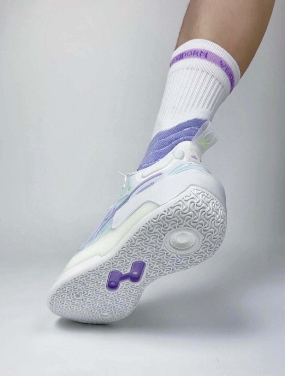 Li-Ning Yushuai 16 V2 - White/Light green