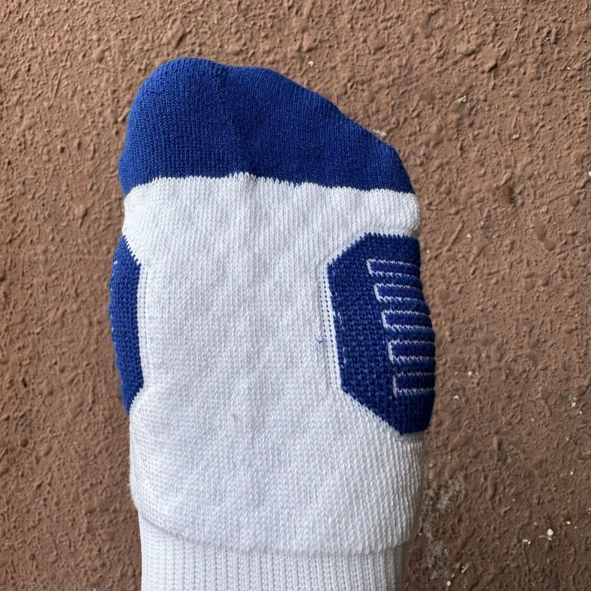 UZPO Towel Bottom High-Top Sports Basketball Socks