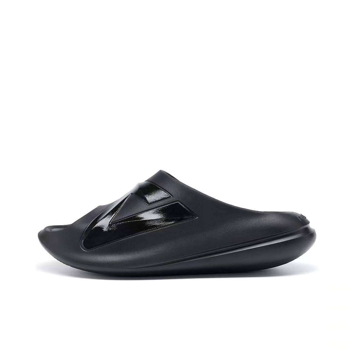 Peak Taichi Fat Slippers - Black