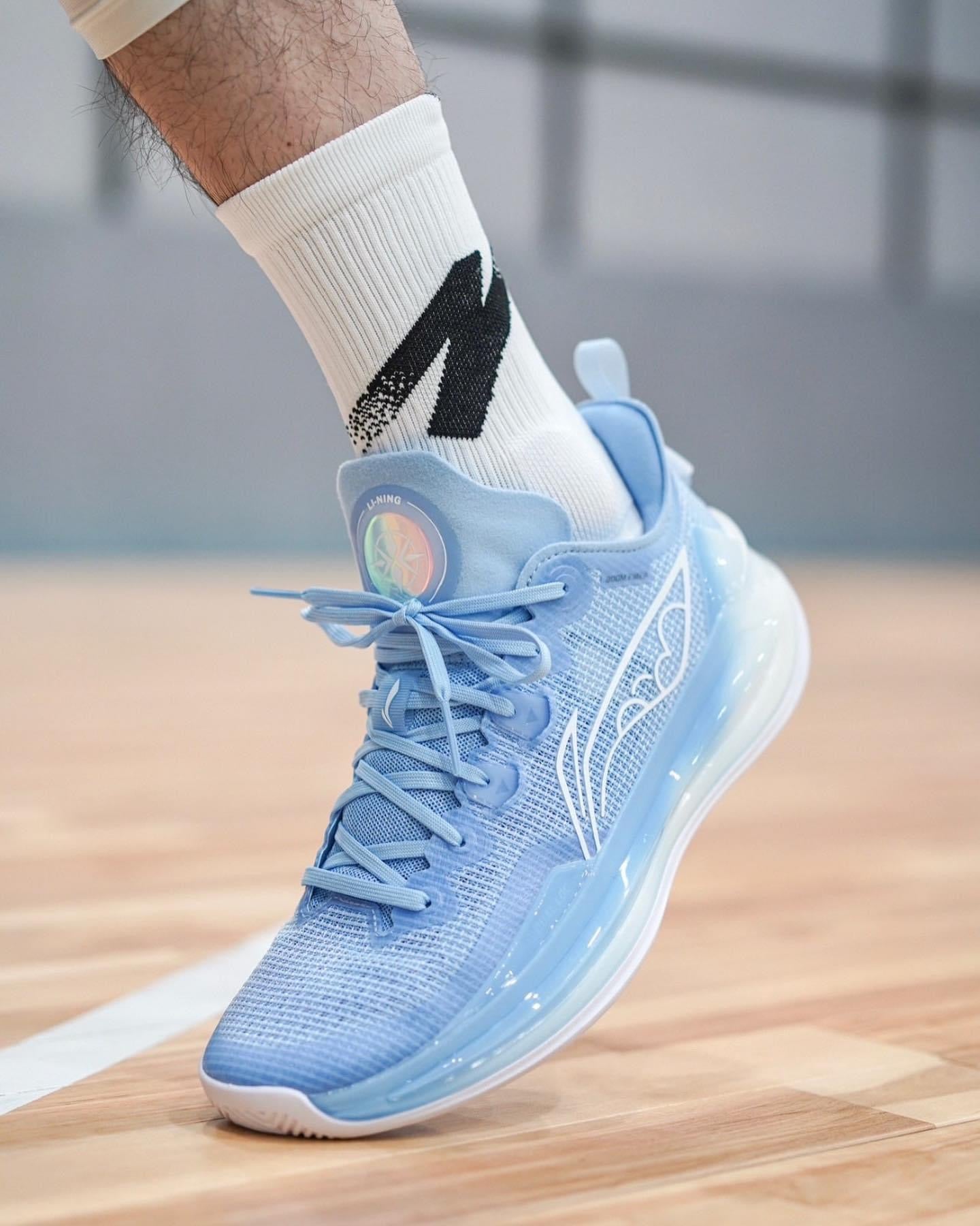 Li-Ning Liren 3 V2 - Blue Sky