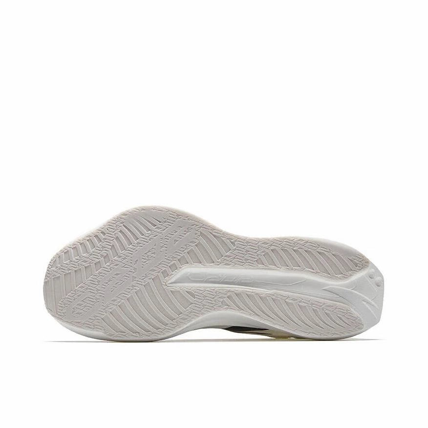 （Women & Men）Anta Zone 2 Heart Rate 90 Running Shoes - Peace