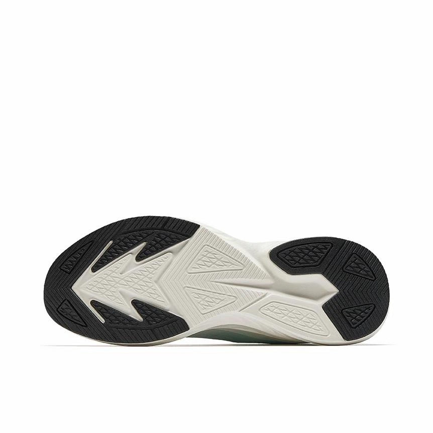 【Yibo Wang】 Anta Stinger 6 Fabric PP Film Running Shoes - White/Clear Green