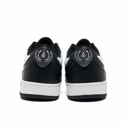 Austin Reaves x Rigorer Skateboard Shoes - Panda
