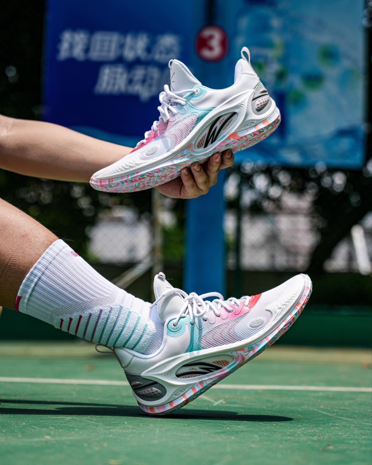 Li-Ning Wade 808 3 - Family Love – ANTO SPORTS