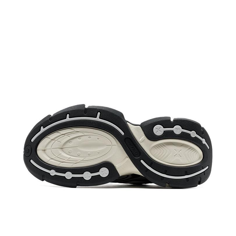 Dylan | Xtep Men's/Women's Basque 2 - White/Black/Gray