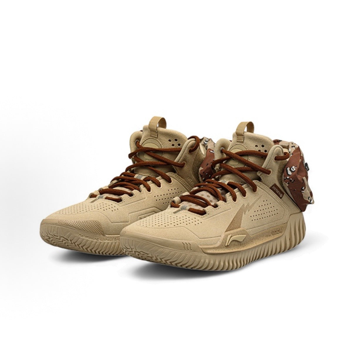 Aape x R.J. Hampton | Li-Ning Badfive 3 Mid - Brown