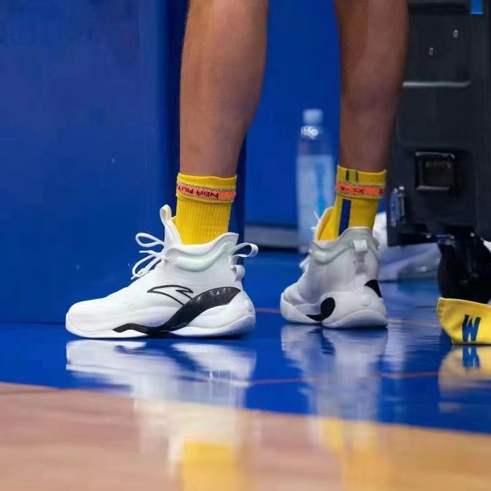 Klay thompson 2025 white shoes